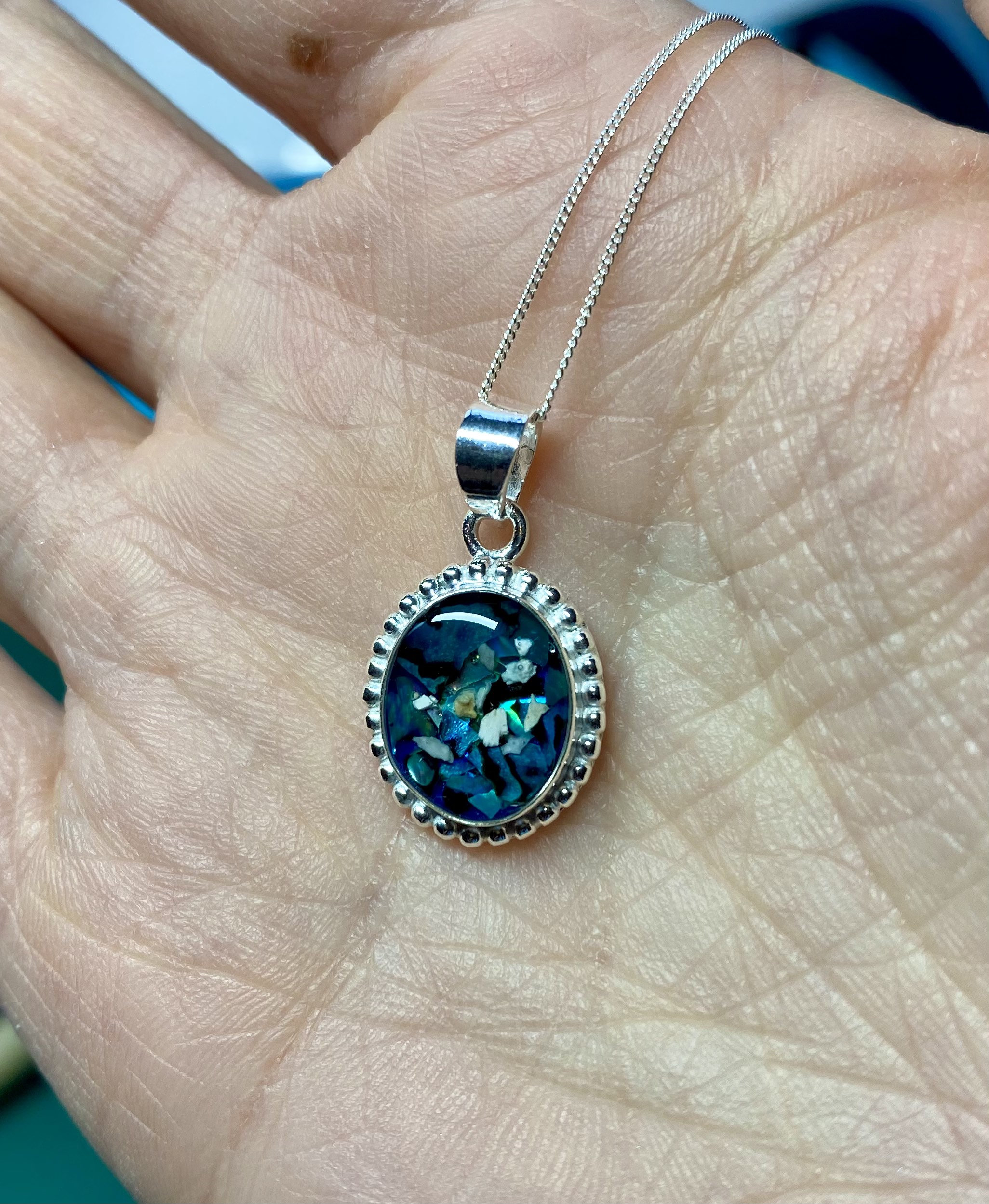 Cremation Ashes & Memorial Necklace Amulet of Ashes